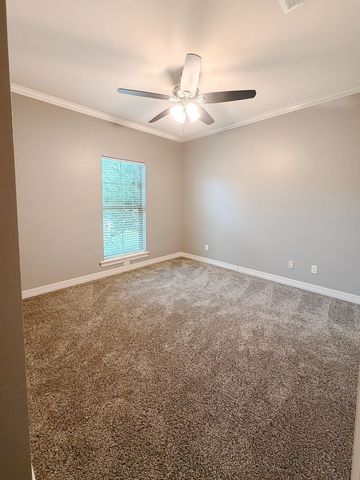 1111 Creole Drive, Bossier City, LA 71111