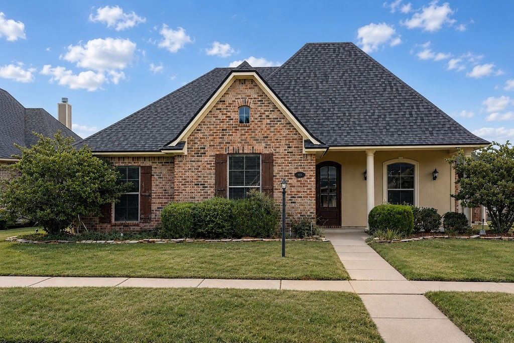 1111 Creole Drive, Bossier City, LA 71111