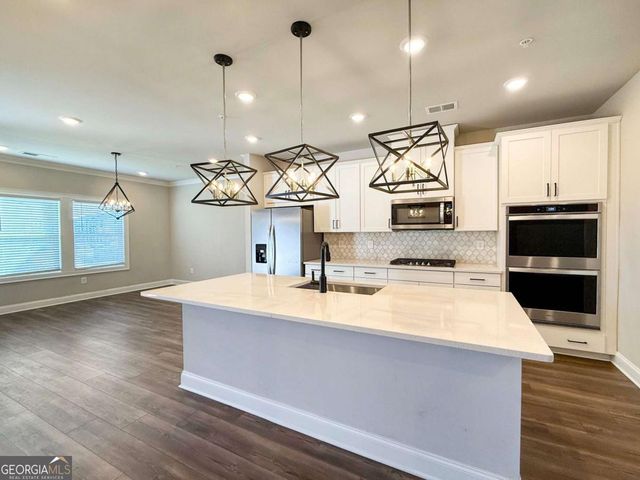 732 Mulberry Walk, Woodstock, GA 30188