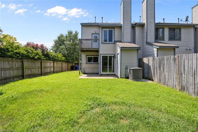 1559 Sword Dancer DR, Virginia Beach, VA 23454