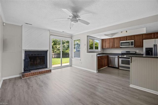 1559 Sword Dancer DR, Virginia Beach, VA 23454