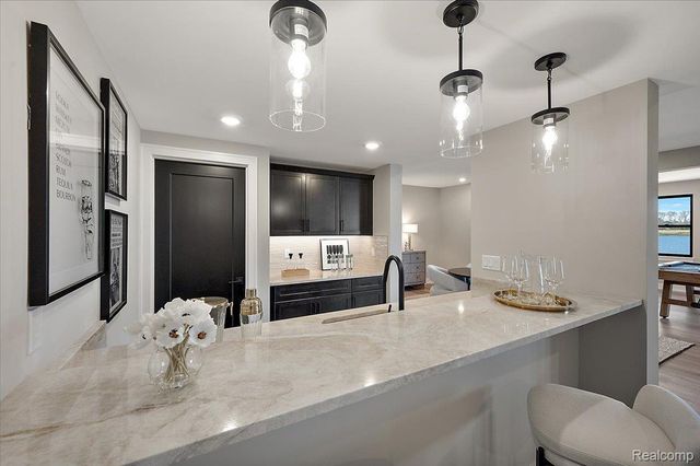 2691 Crystal Lake Drive, Commerce Charter Township, MI 48382
