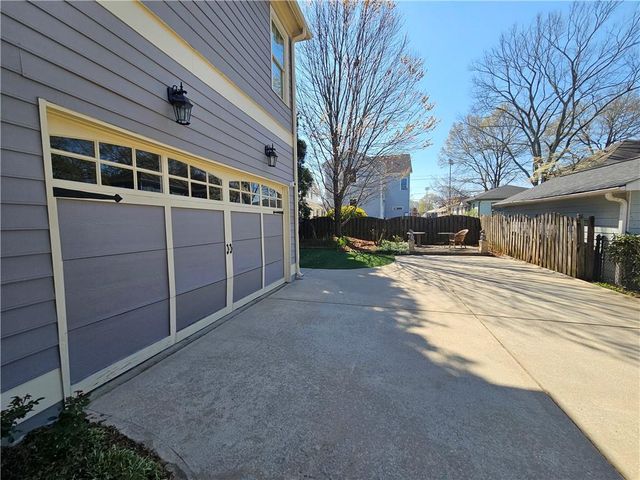 1562 Mercer Avenue, Atlanta, GA 30337