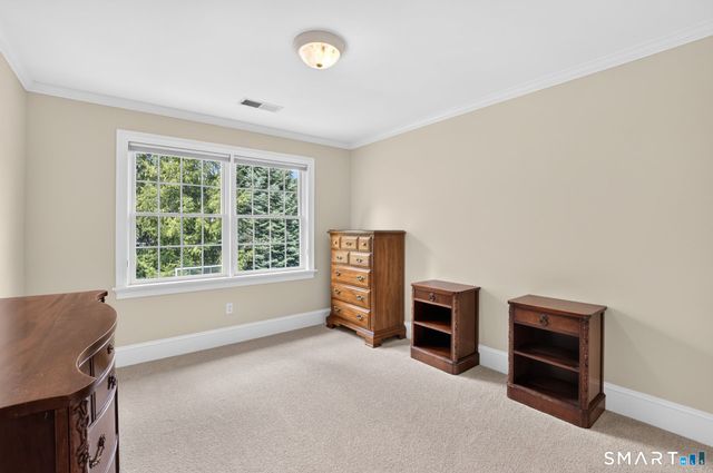 25 Whispering Hollow Court, Cheshire, CT 06410