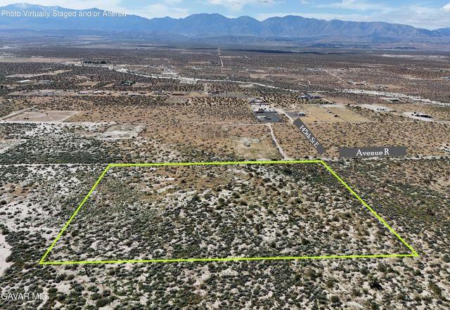 E Avenue R, Palmdale, CA 93591