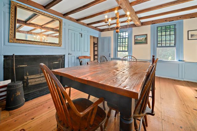 128 Whitford Cir, Marshfield, MA 02050