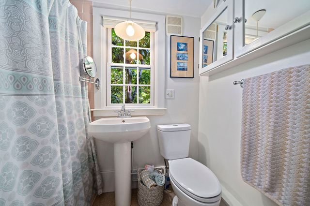 128 Whitford Cir, Marshfield, MA 02050
