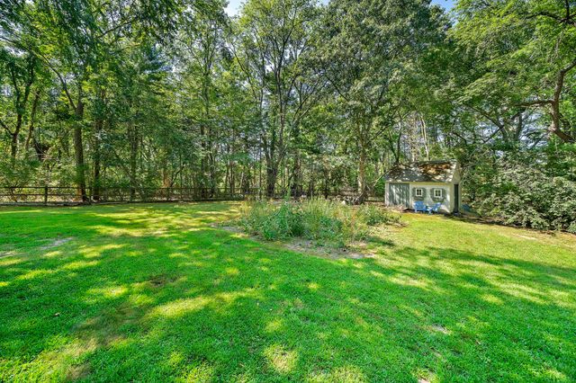 128 Whitford Cir, Marshfield, MA 02050