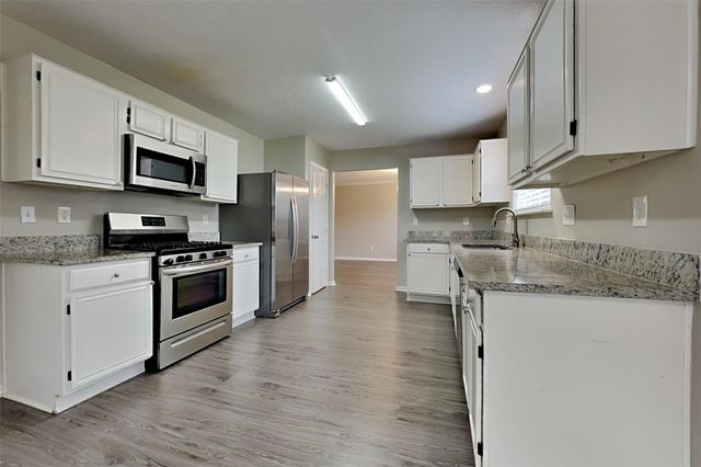 2203 Pincher Creek Drive, Spring, TX 77386