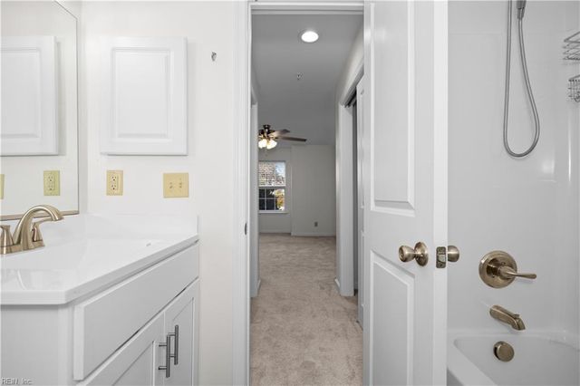 414 Delaware Ave Apt 123, Norfolk, VA 23508