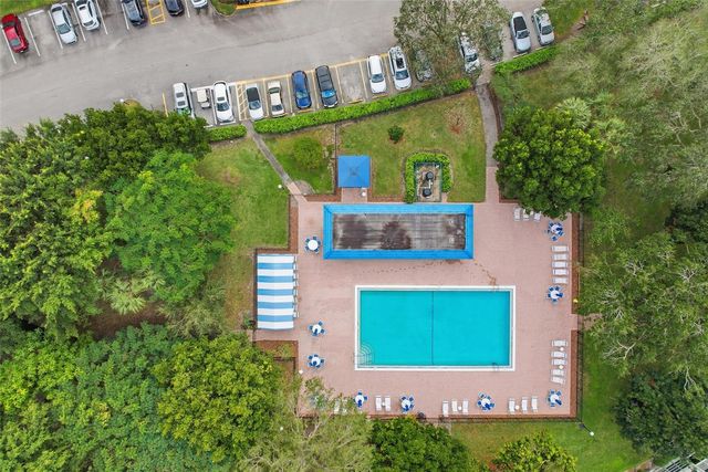 3003 Portofino Isle B2, Coconut Creek, FL 33066