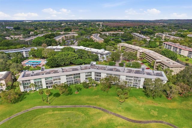 3003 Portofino Isle B2, Coconut Creek, FL 33066