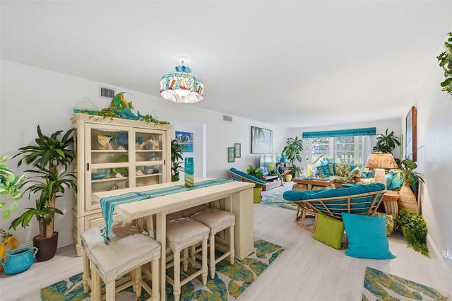 3003 Portofino Isle B2, Coconut Creek, FL 33066