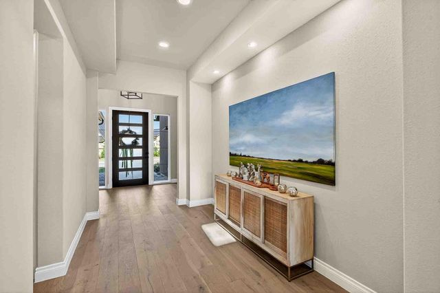 129 Azalea LOOP, Horseshoe Bay, TX 78657