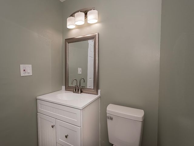 1535 Powers Run Rd, Fox Chapel, PA 15238