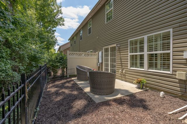 1360 Crown Point Pl, Nashville, TN 37211