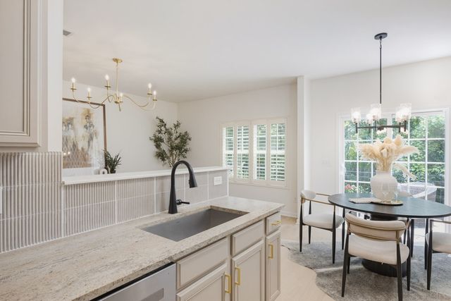 1360 Crown Point Pl, Nashville, TN 37211