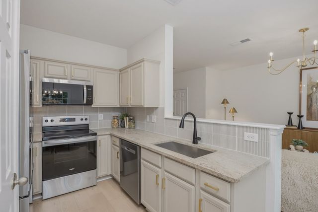 1360 Crown Point Pl, Nashville, TN 37211