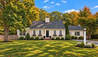 42 Plain Rd, Wayland, MA 01778