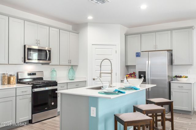 10050 N Cascalote Lane, Marana, AZ 85653