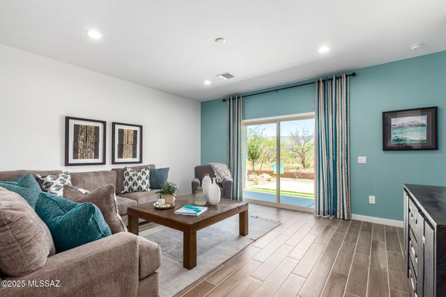 10050 N Cascalote Lane, Marana, AZ 85653