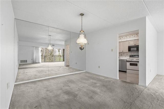 2160 GREENTREE ROAD 705W, Scott Twp, PA 15220