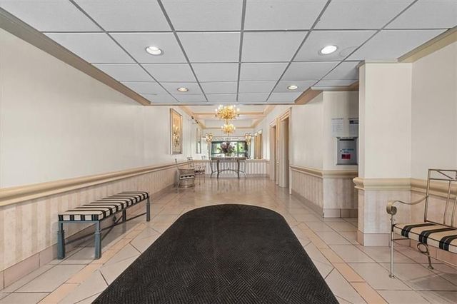 2160 GREENTREE ROAD 705W, Scott Twp, PA 15220