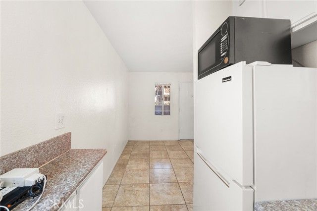 3645 Country Oaks, Ontario, CA 91761