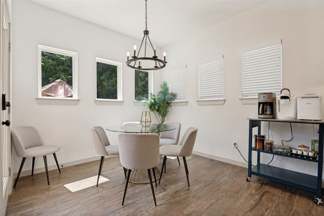 410 N Pecan Street, Arlington, TX 76011
