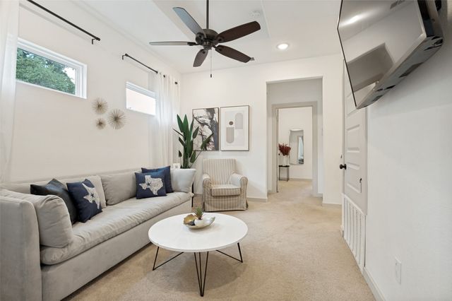410 N Pecan Street, Arlington, TX 76011