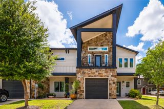 410 N Pecan Street, Arlington, TX 76011