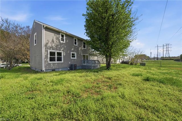 3713 Woodmere DR, Portsmouth, VA 23703