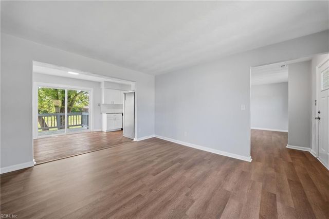 3713 Woodmere DR, Portsmouth, VA 23703