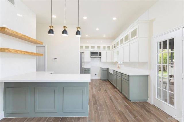 2810 Huisache Avenue, Edinburg, TX 78539