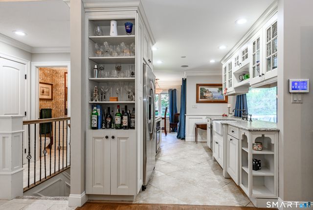 2 Bramble Bush 2, Avon, CT 06001