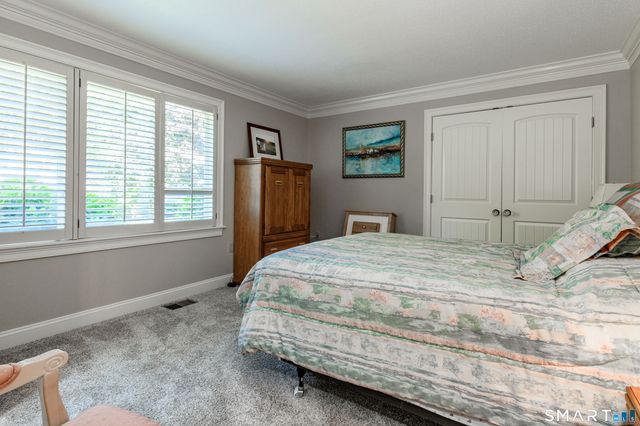 2 Bramble Bush 2, Avon, CT 06001