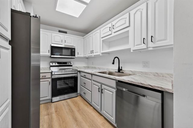 4413 W ROGERS AVENUE, Tampa, FL 33611