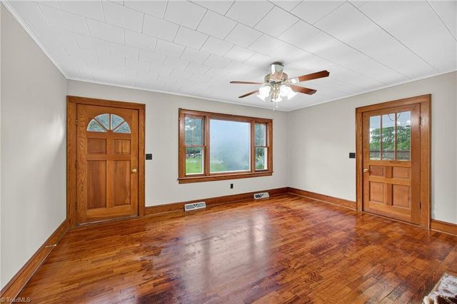 110 Cardinal Road, Madison, NC 27025