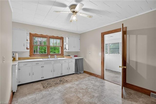110 Cardinal Road, Madison, NC 27025