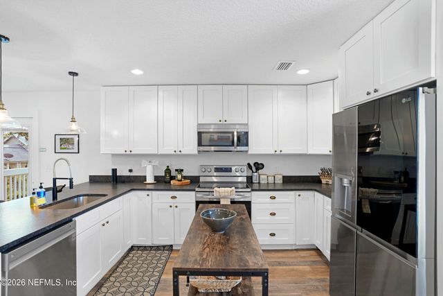 34 E SAN CARLOS Avenue, St. Augustine, FL 32084