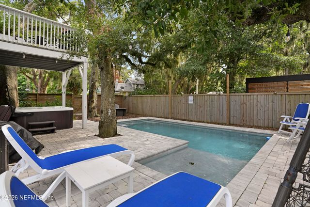 34 E SAN CARLOS Avenue, St. Augustine, FL 32084