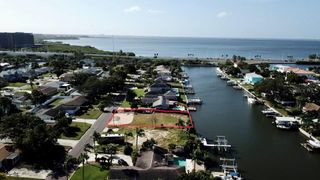 3922 W EDEN ROC CIRCLE, Tampa, FL 33634