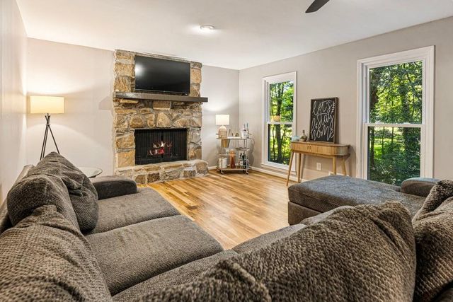 345 Chaffin Ridge Court, Roswell, GA 30075