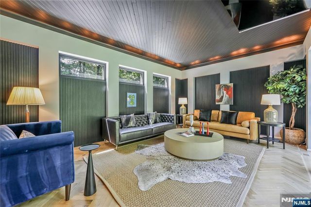 451 Mountain Avenue, Caldwell, NJ 07006
