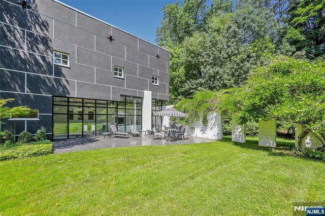 451 Mountain Avenue, Caldwell, NJ 07006