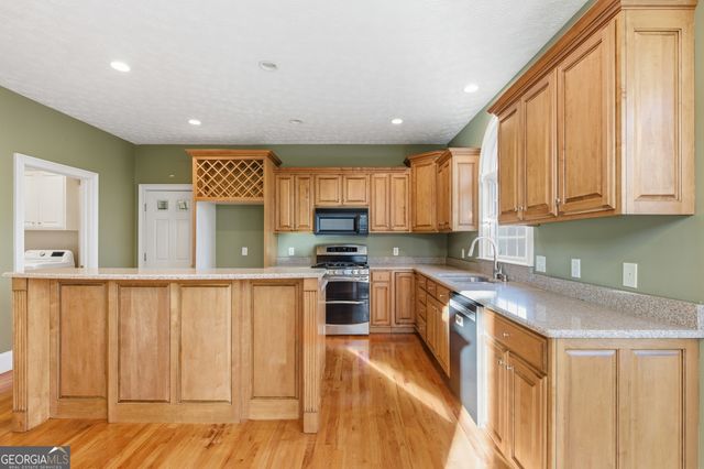 180 Springbrook Drive, Cornelia, GA 30531