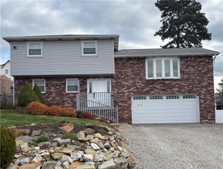5719 Halchess, Lincoln Place, PA 15207