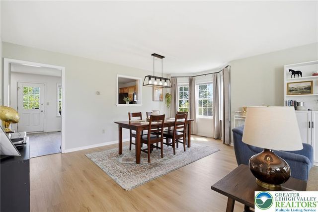 361 South Oak Street, Freemansburg Boro, PA 18017