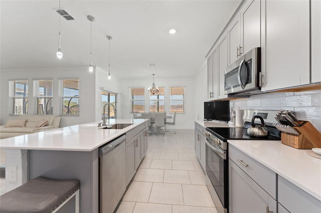 4061 REDBRIDGE LOOP, Davenport, FL 33837