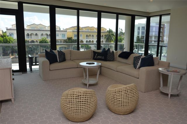 80 HENDRICKS Isle 302, Fort Lauderdale, FL 33301